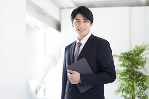 顧客への訴求を追及するなら動画広告と特設サイトのセット運用がおすすめ